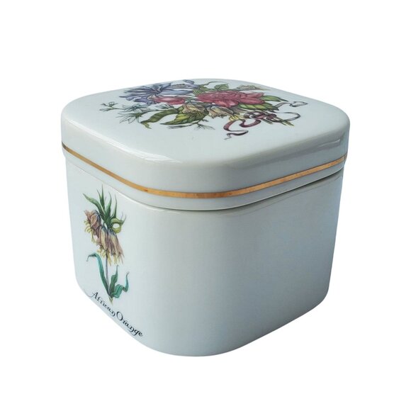 Vintage Royal Secret Porcelain Bath Powder Cache 6.5oz Sealed Germaine Monteil - Picture 6 of 9